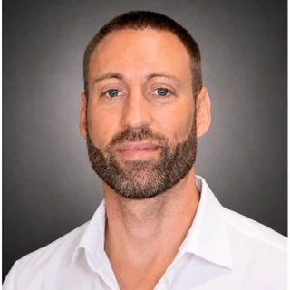 Manuel Lunz, Sales Executive
